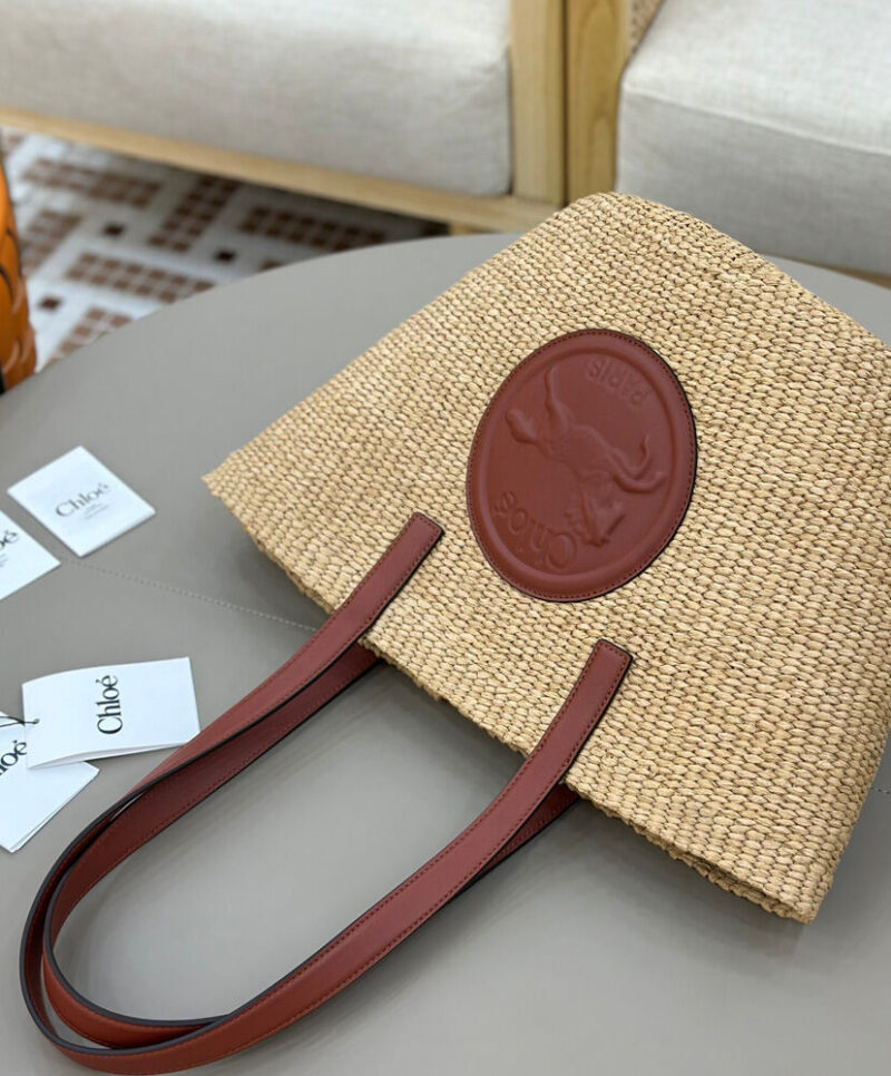 Chloe Large Horse Medal Basket In Natural Fibers